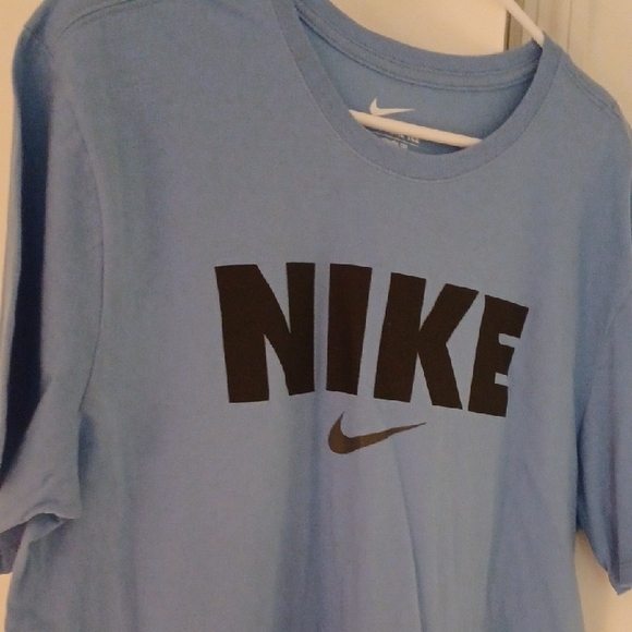 Nike Sky Blue Tee with Black Logo - Picture 4 of 7